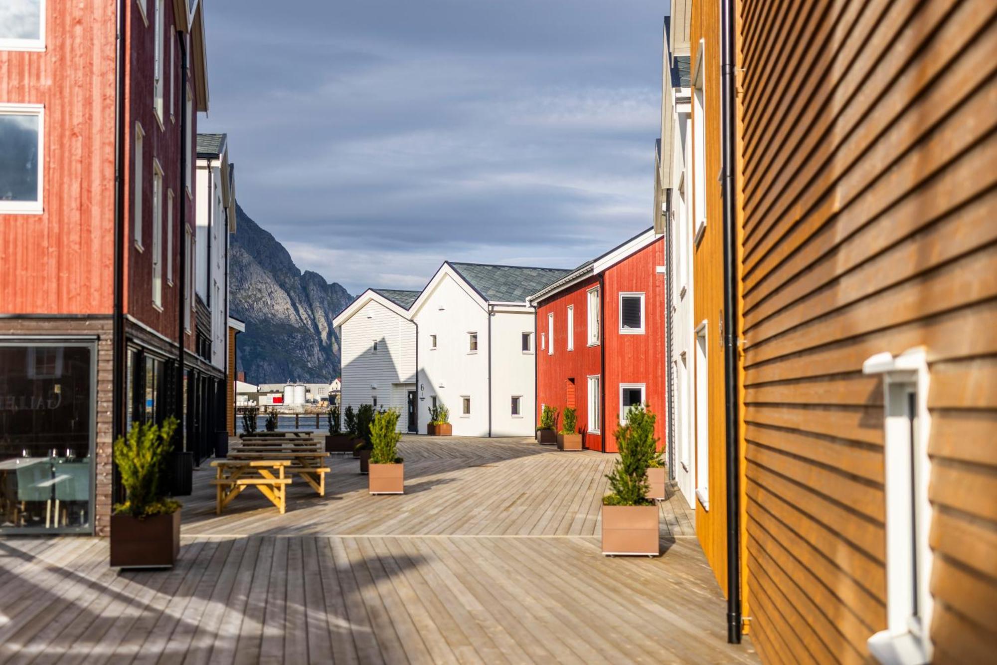 Henningsvaer Bryggehotell - By Classic Norway Hotels Zewnętrze zdjęcie